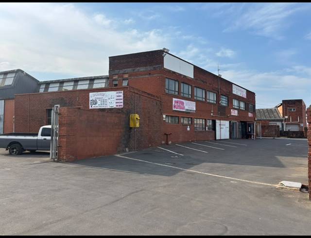 8,000M² MINI FACTORY FOR SALE IN ISIPINGO RAIL